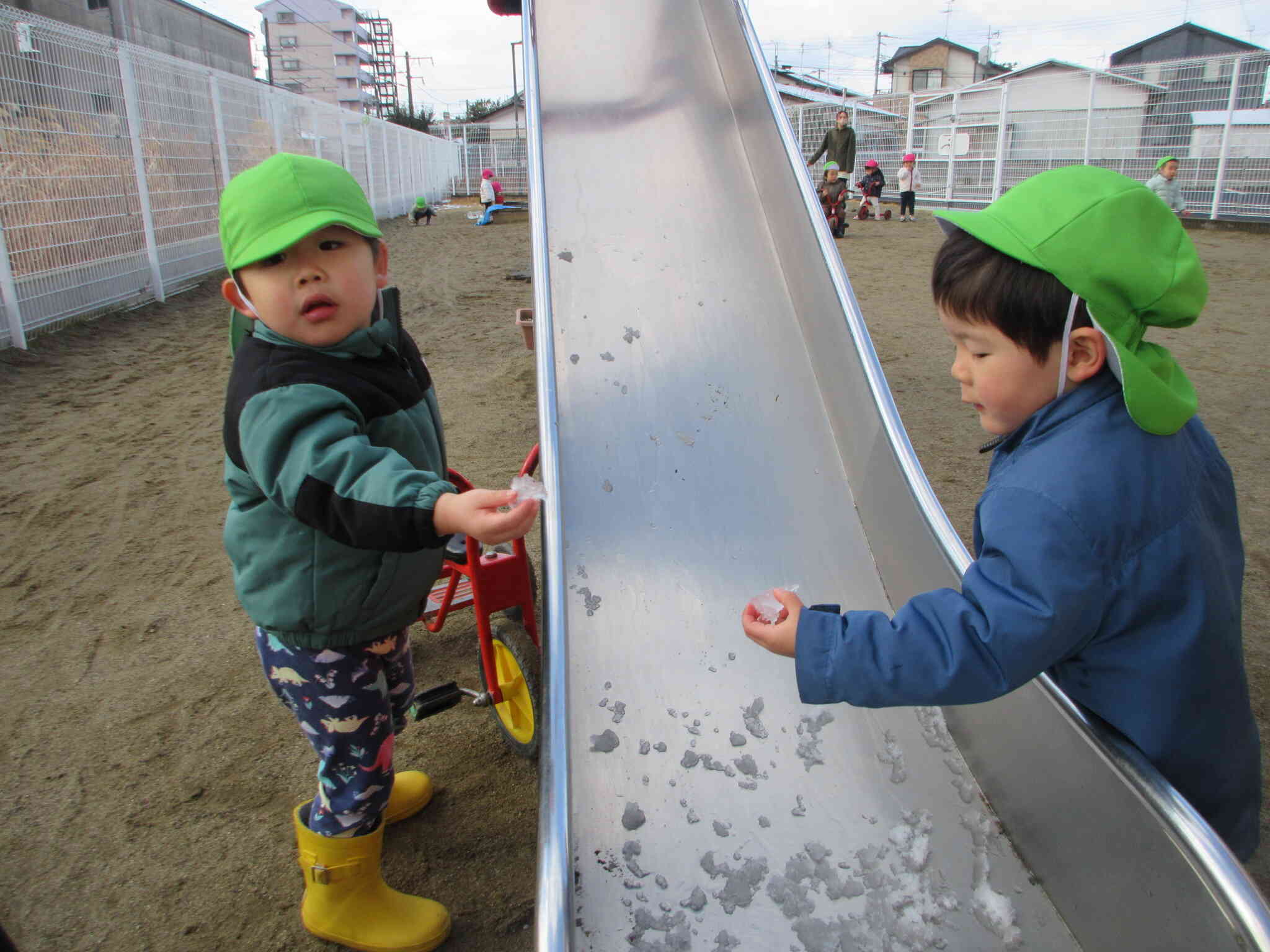 いいもの見つけた！氷発見☆