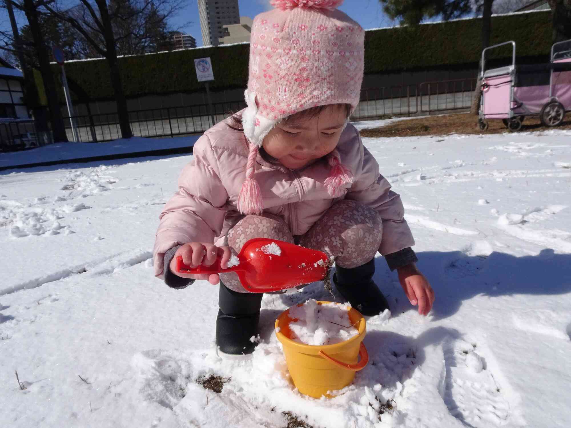 雪でお料理中～