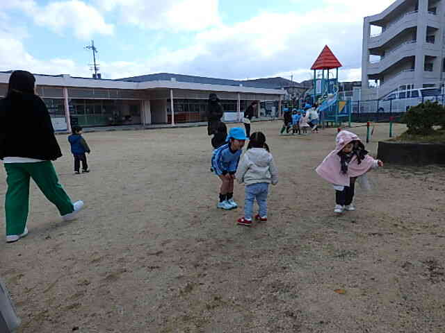 保育園のお姉ちゃんにも遊んでもらったよ☆