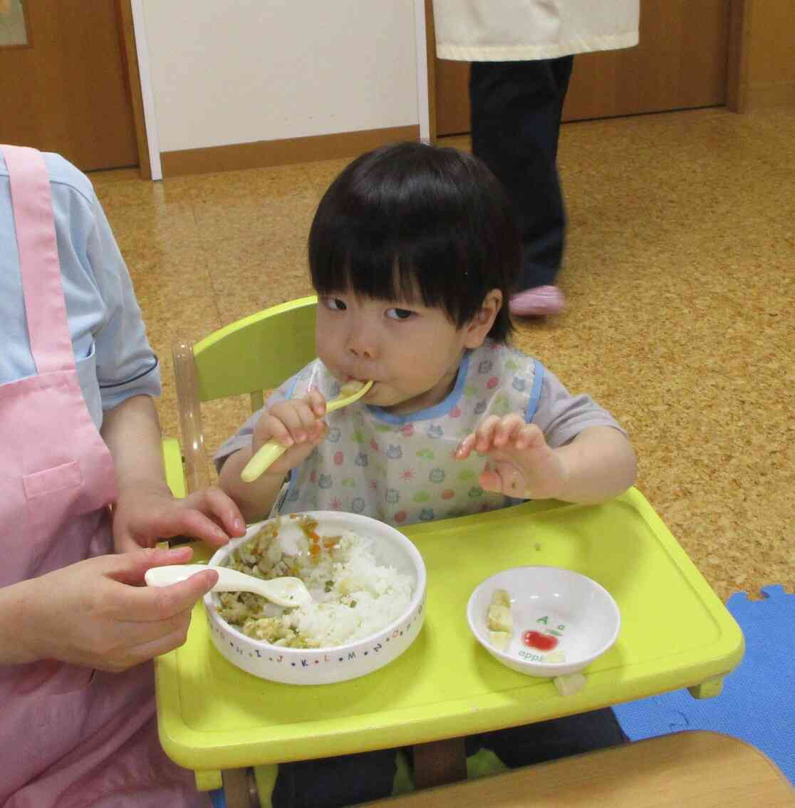 給食もおいしいよ