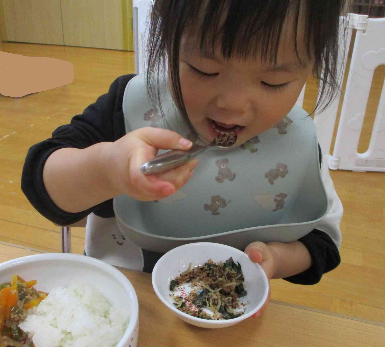 ちょっと　これだけで食べてみるわ