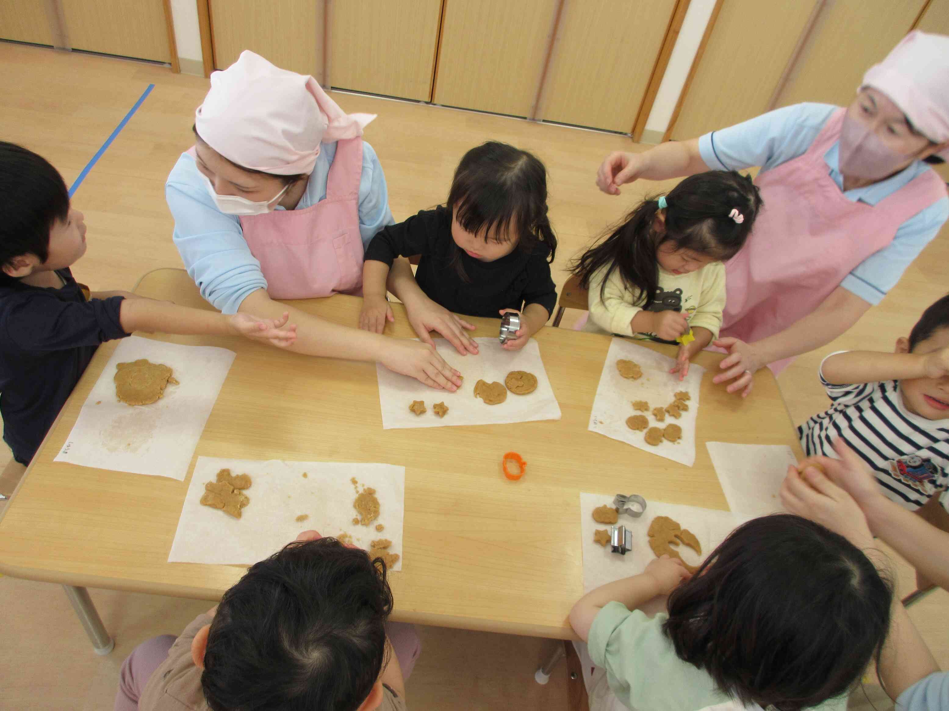 ２歳児クラスのうさぎ組さんの様子。