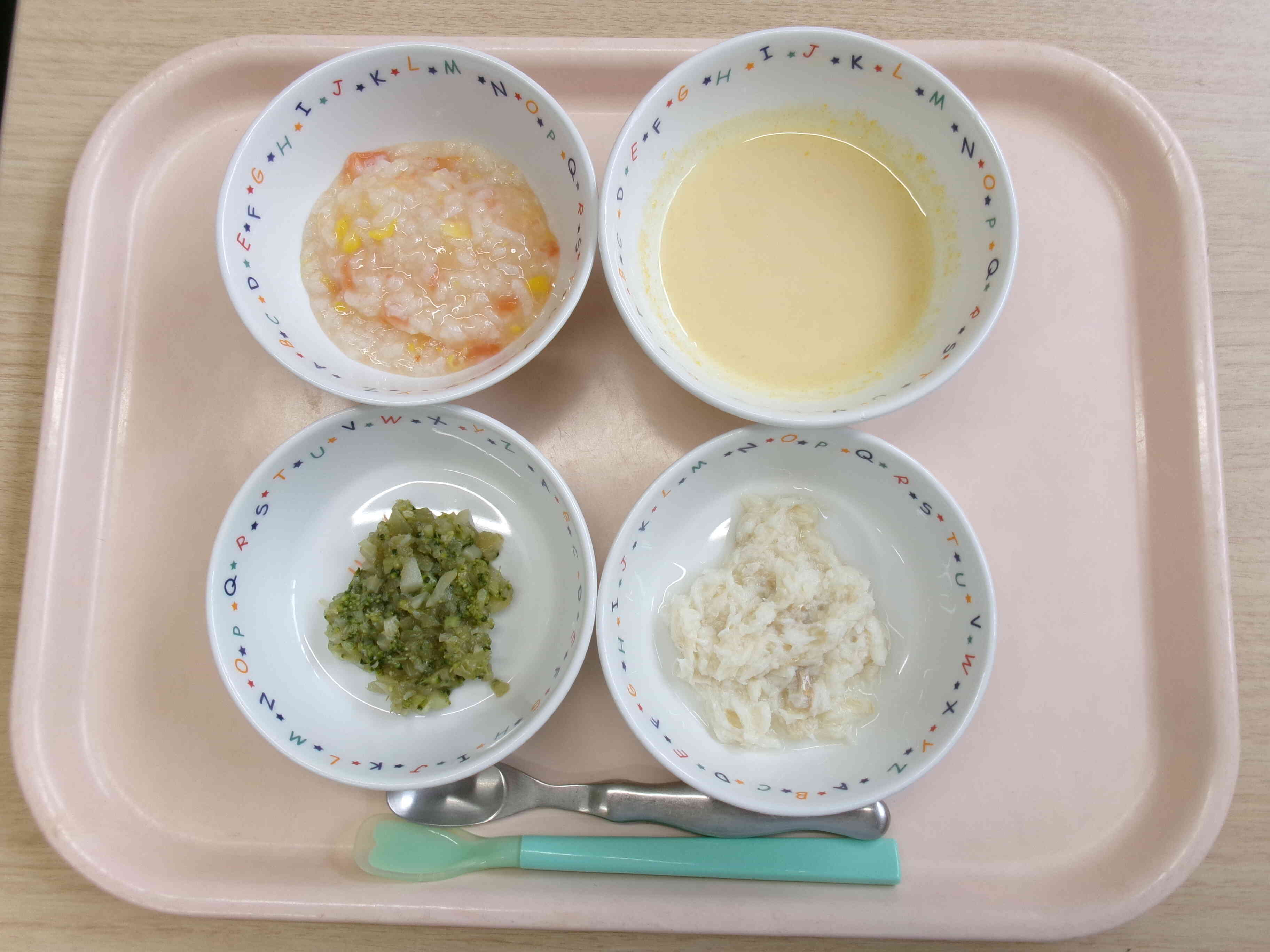 トマト粥の離乳食（中期）