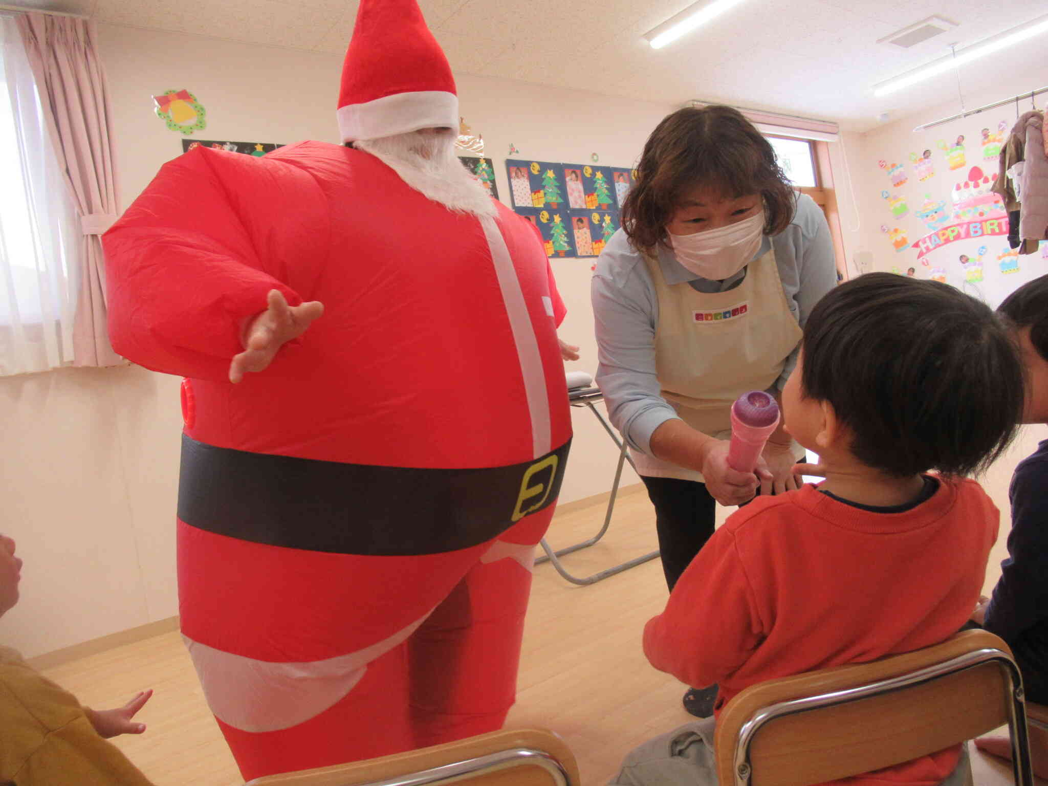 「サンタさんはなにがすきですか？」質問タイムです。