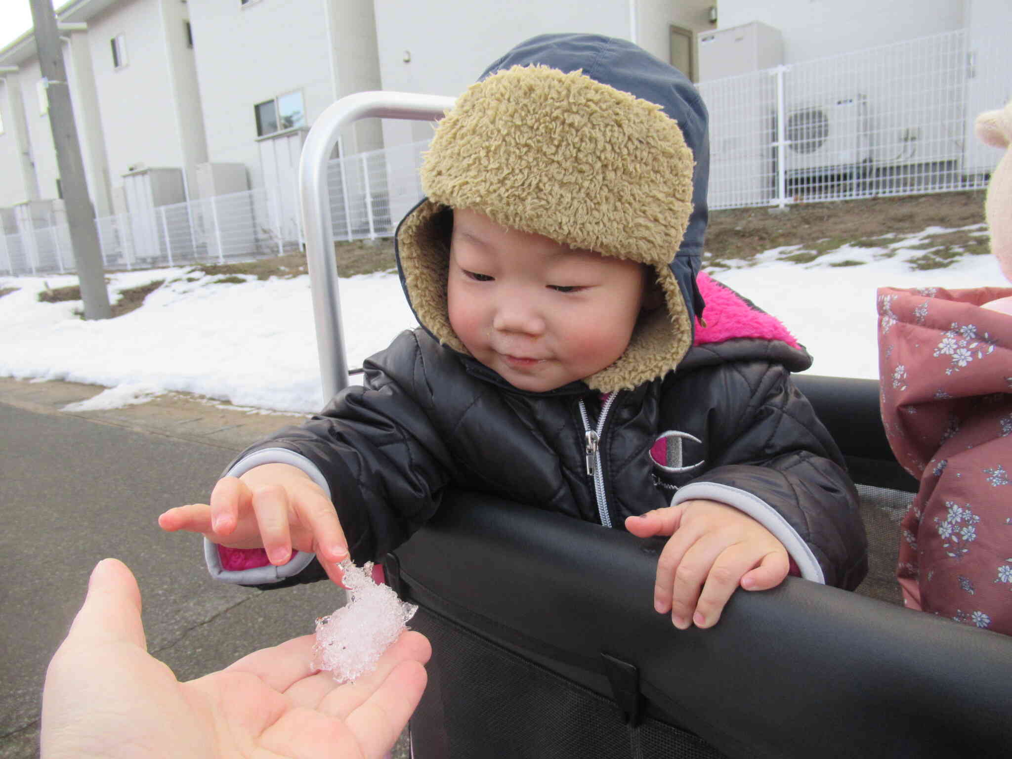 雪に触れてみよう