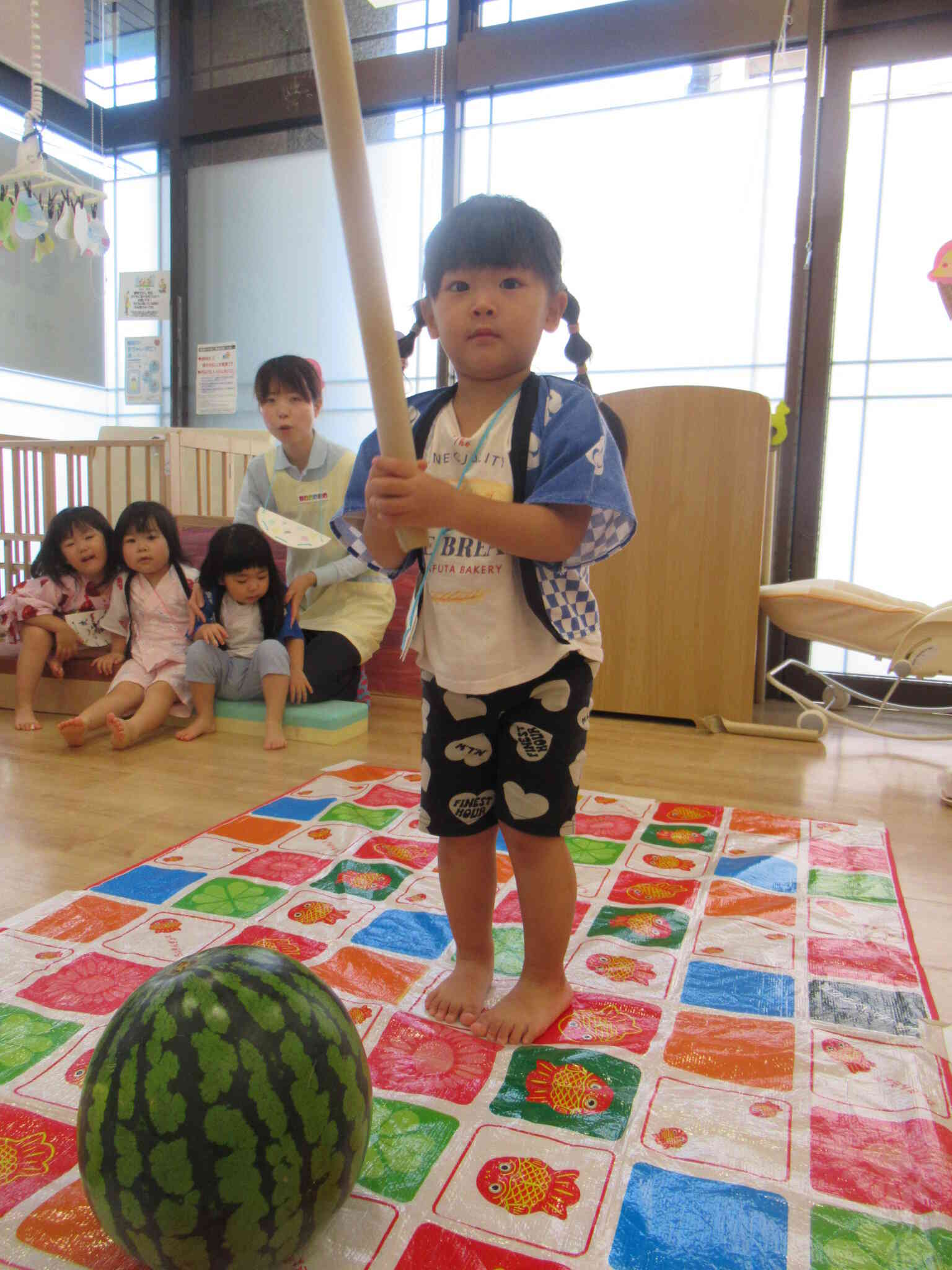 夏まつり「スイカわり」