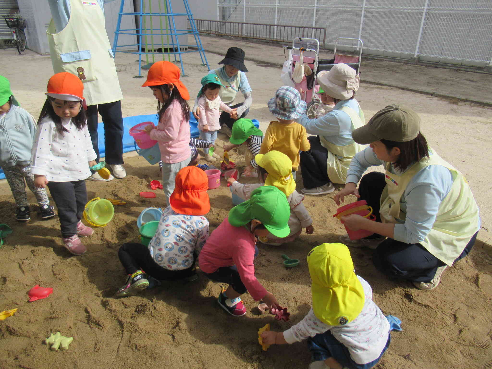 公園：砂場あそび