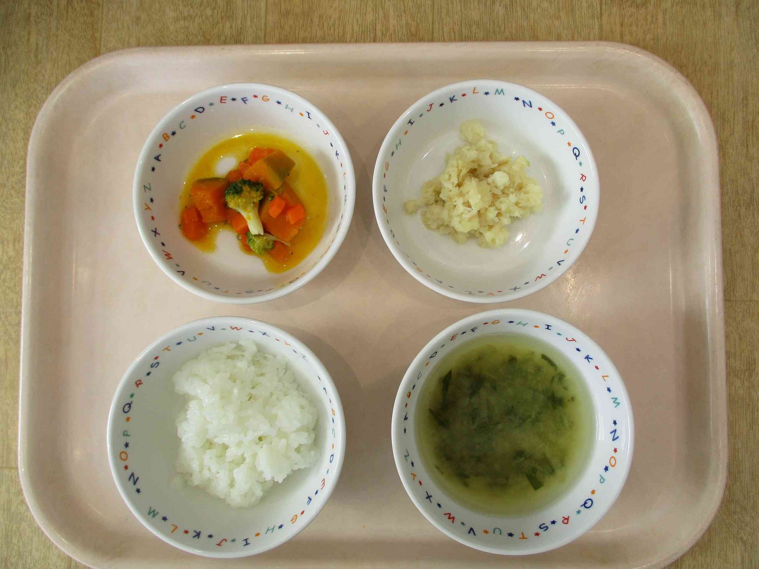 11月28日(木)の給食　離乳食(後期食)