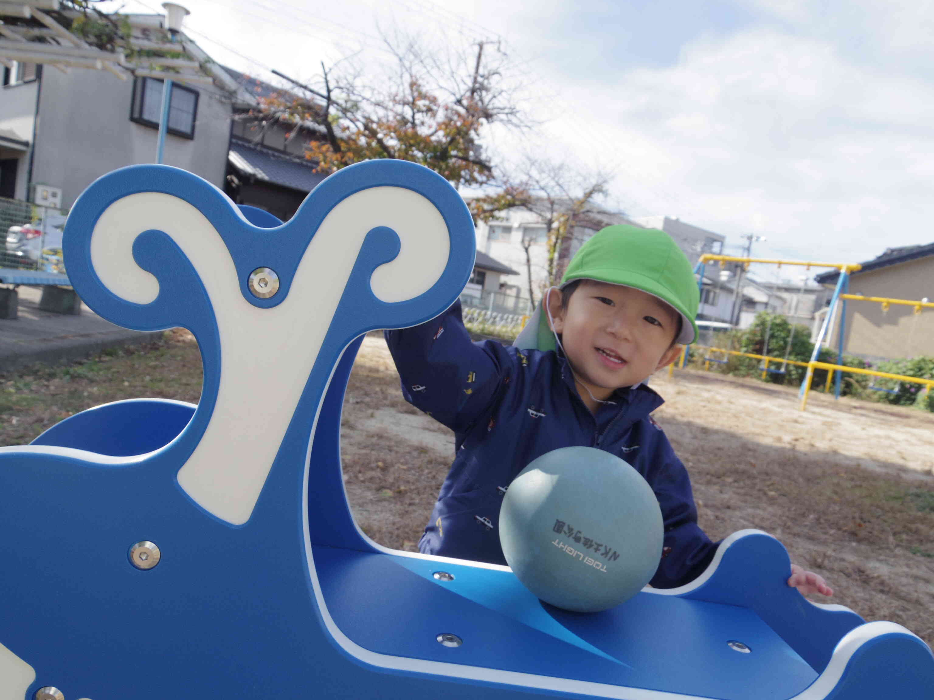 公園遊びもいろいろ！楽しんでいます