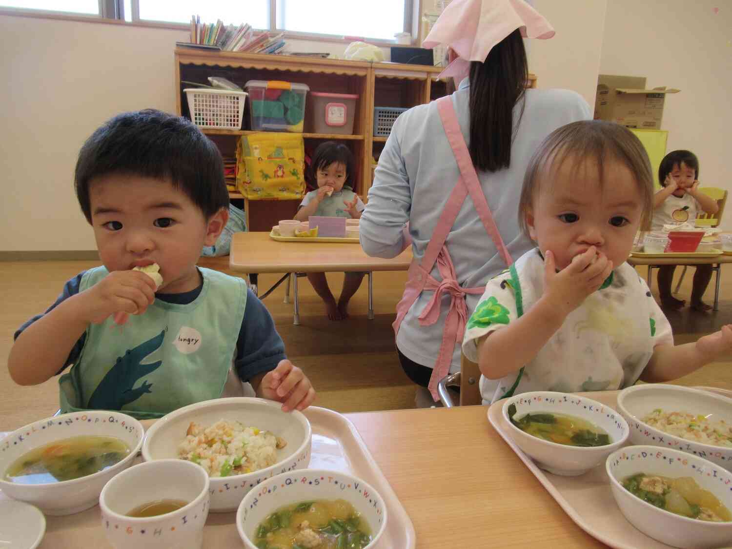 ご飯もモリモリ食べるよ☆