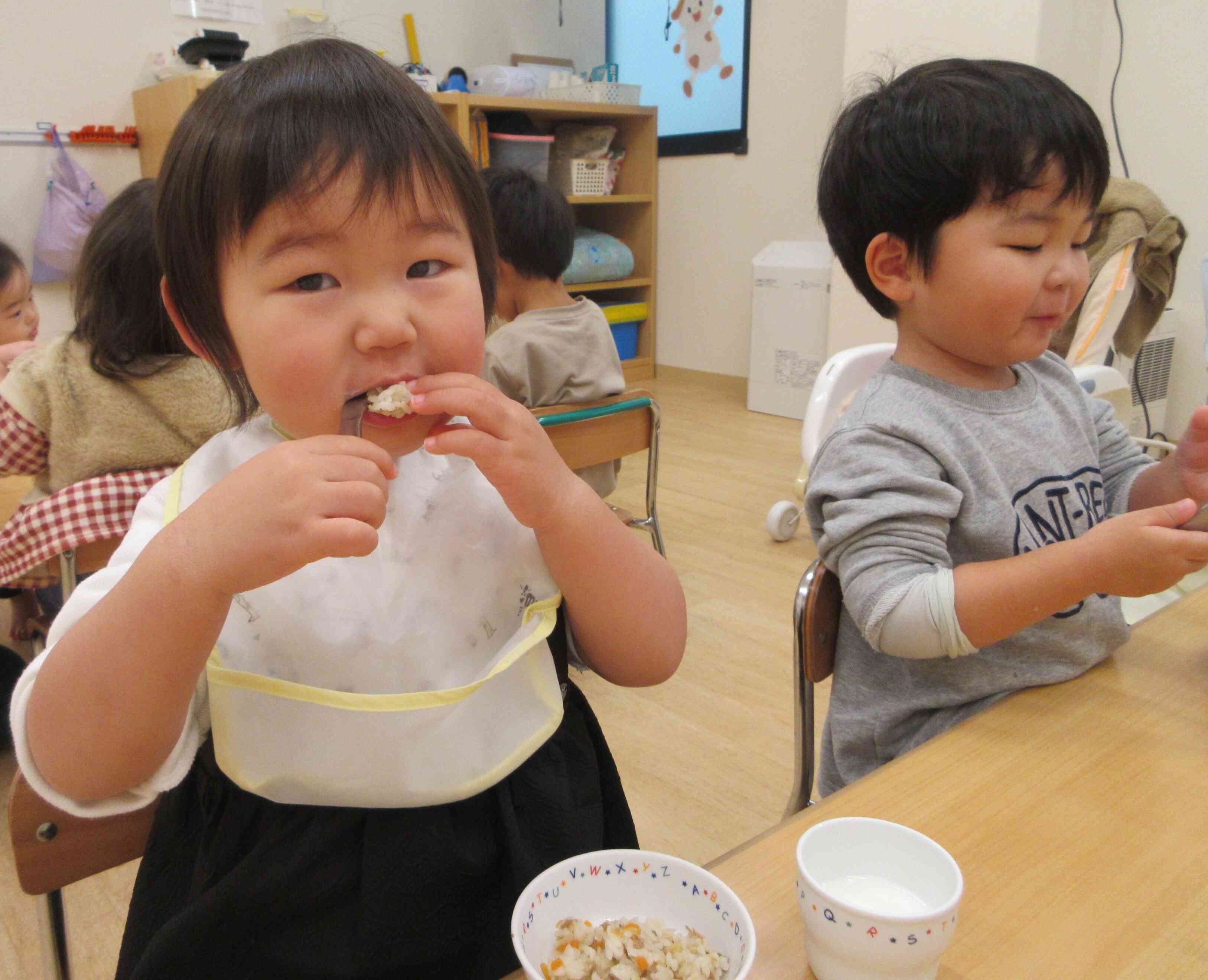 午後のおやつはお豆ごはん！おいしい～♡