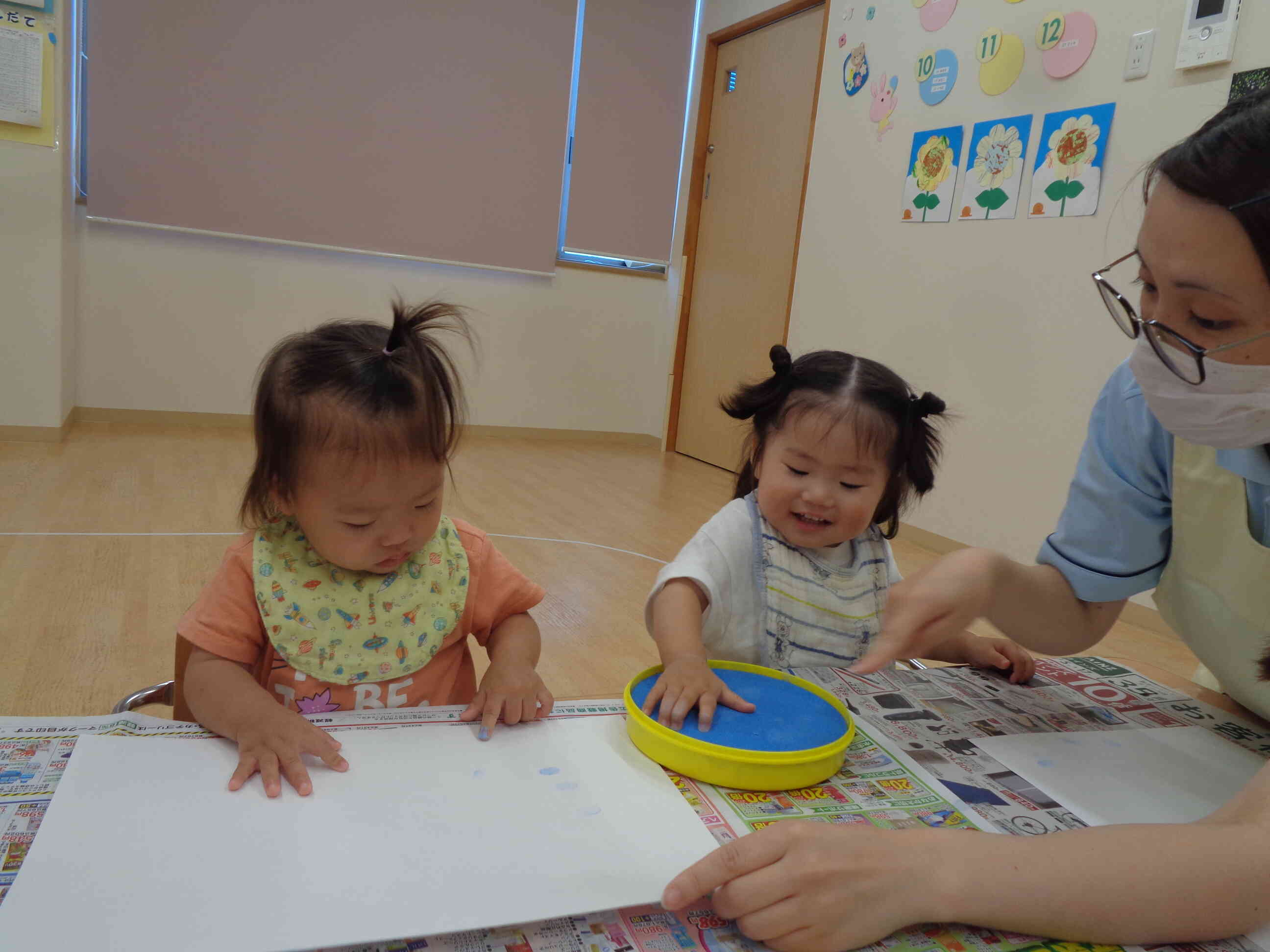 あひる組（1歳児クラス）のようす