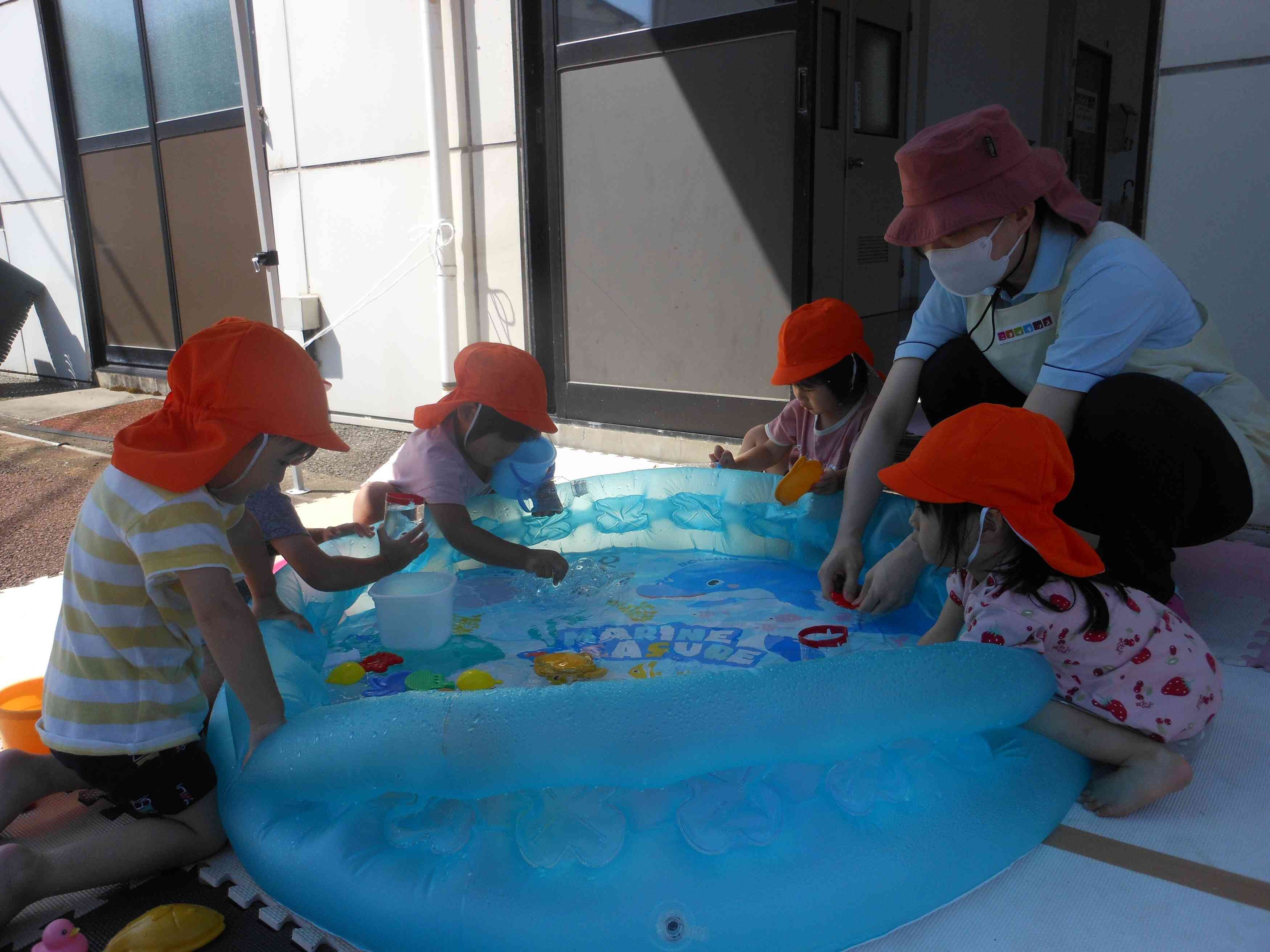 おもいきり水遊び