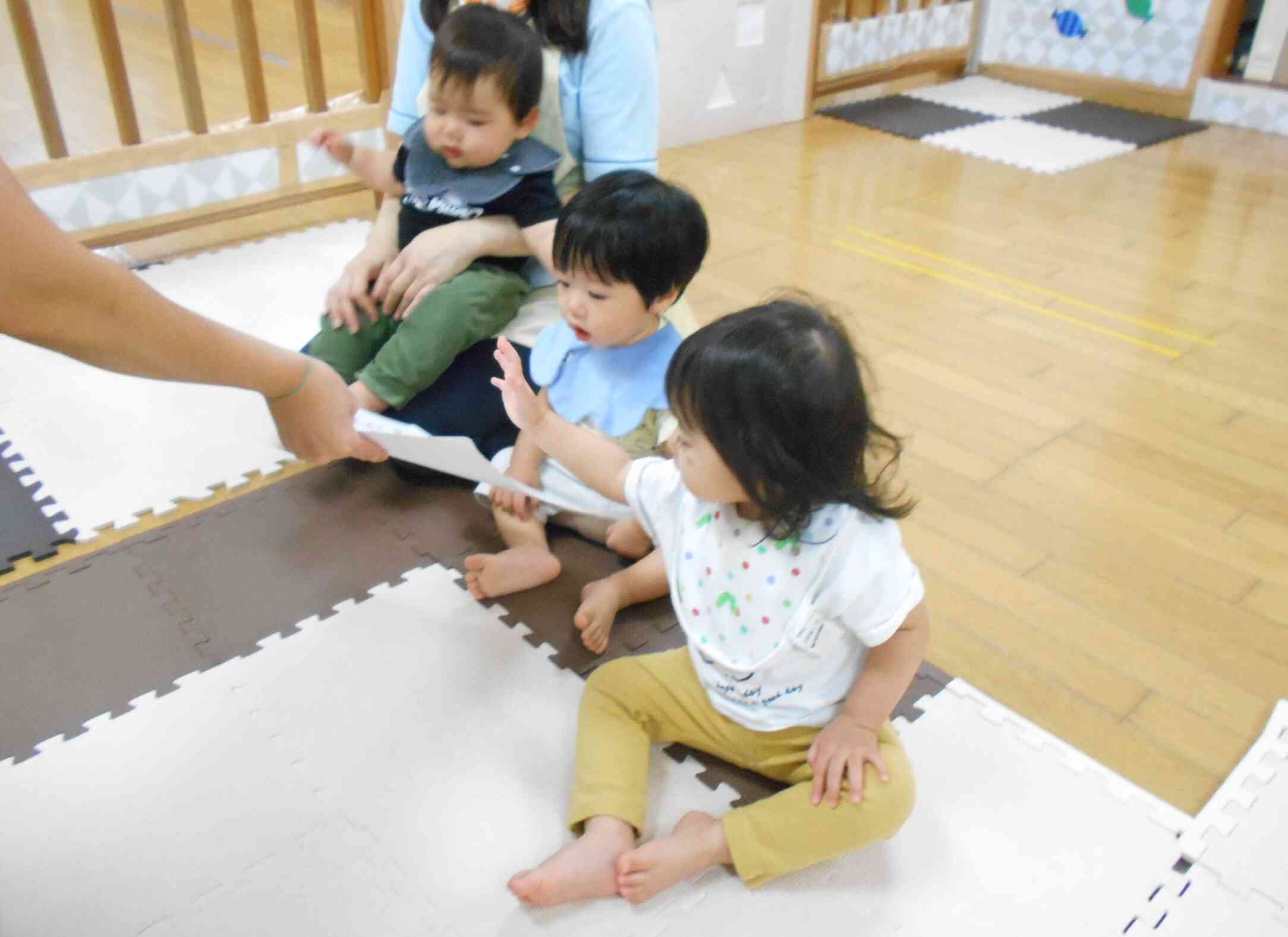 うさぎ組（0歳児）さんの様子