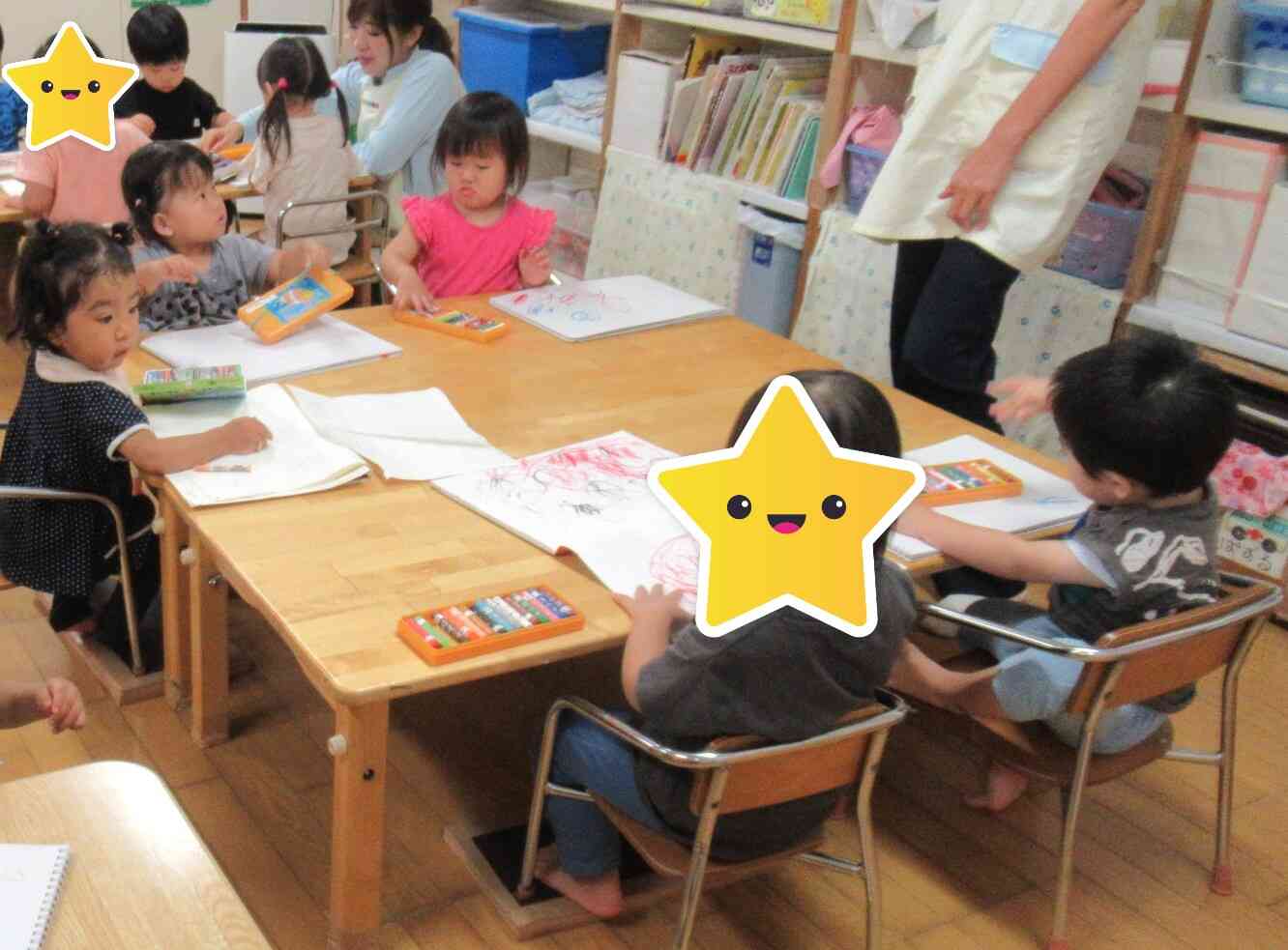 避難訓練が終わった後はみんなでお絵かきタイム♪