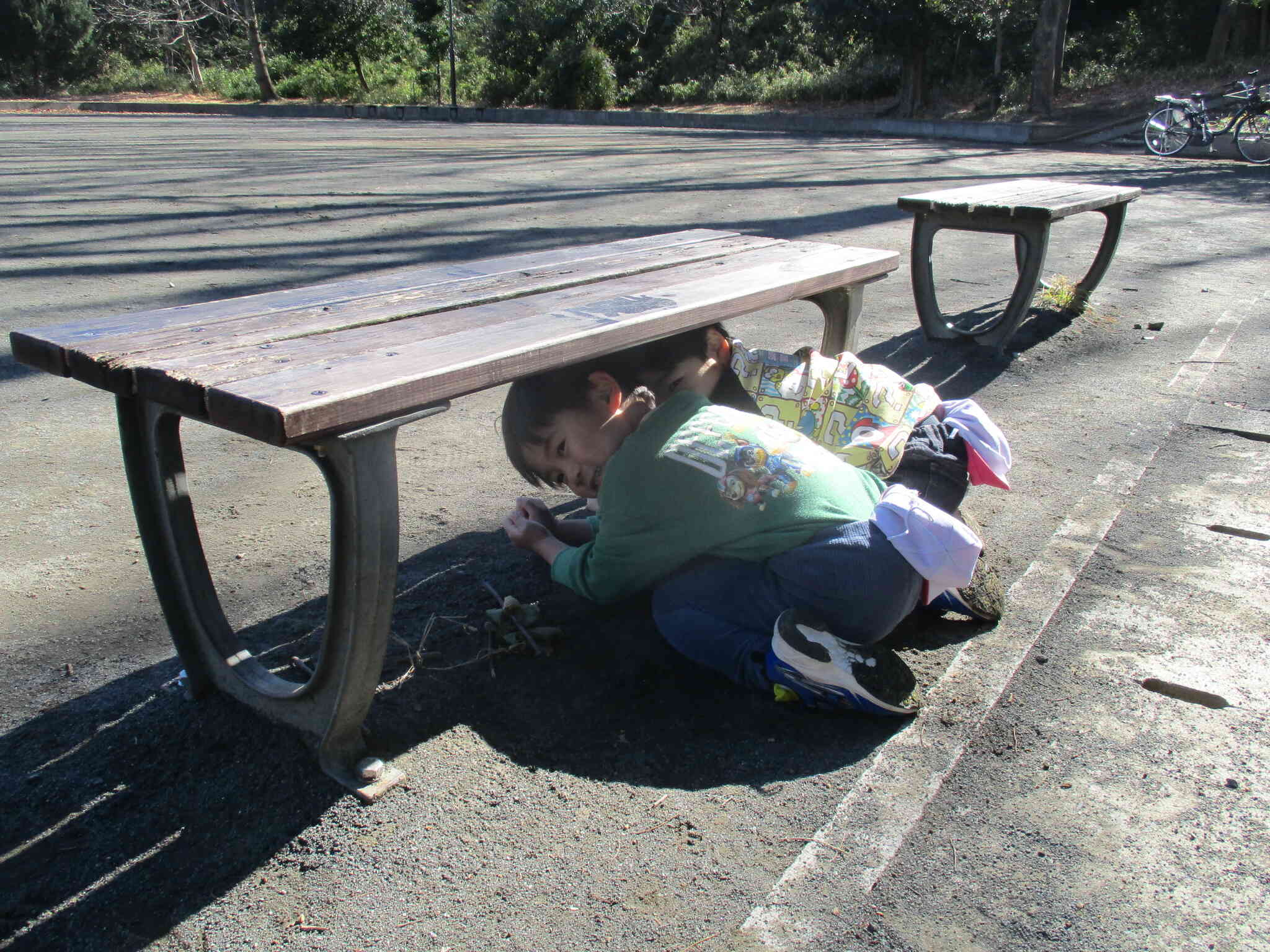 3歳児　りす組　何をしているでしょう？