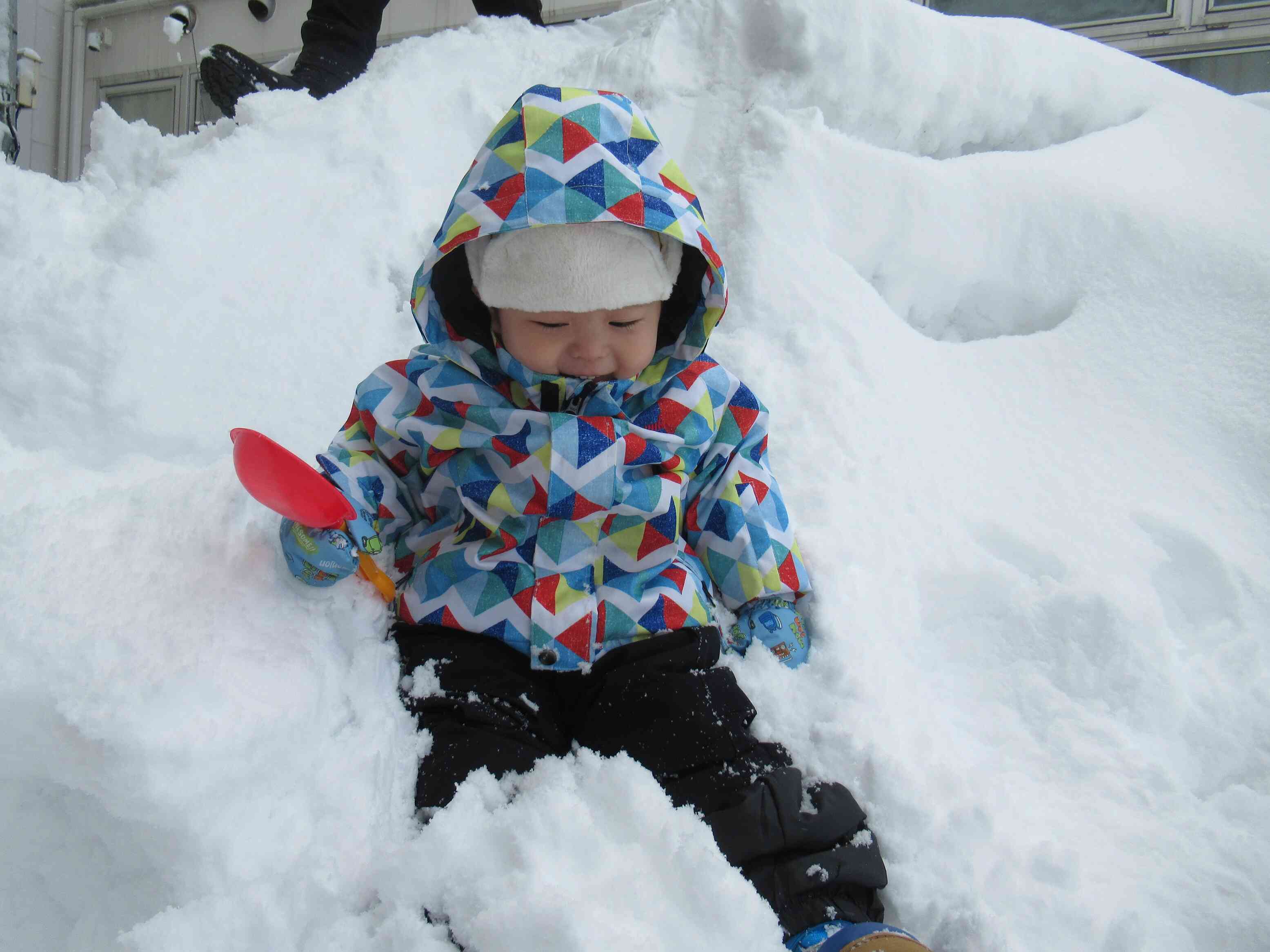 今日は楽しい雪遊び