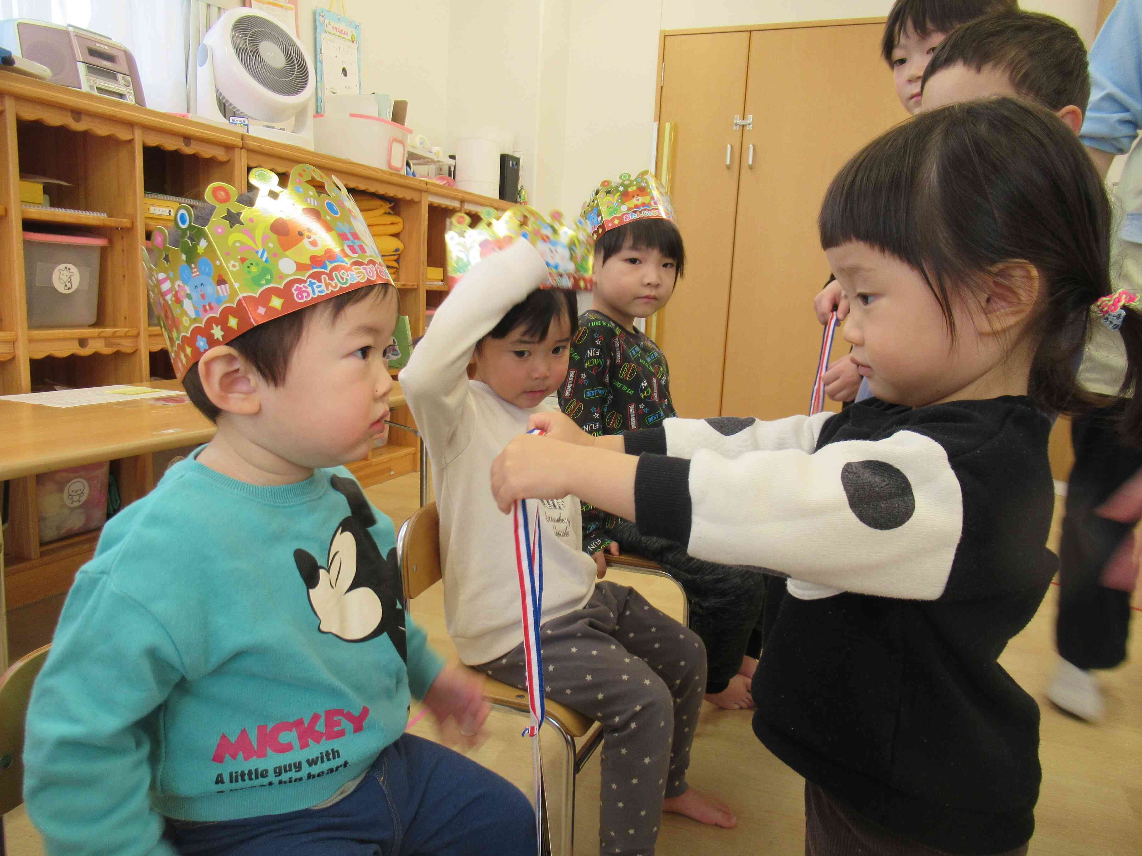 お友だちにたくさんお祝いしてもらったよ