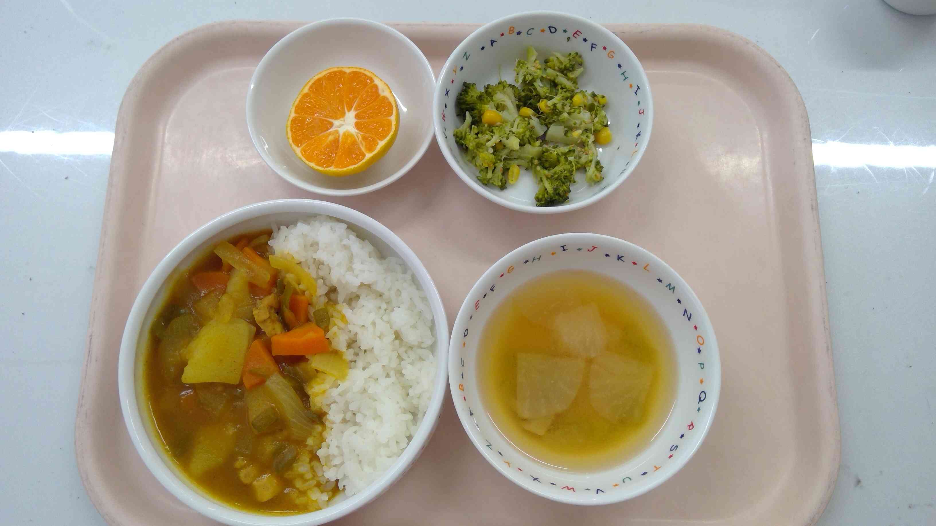 １２月４日の給食メニューです