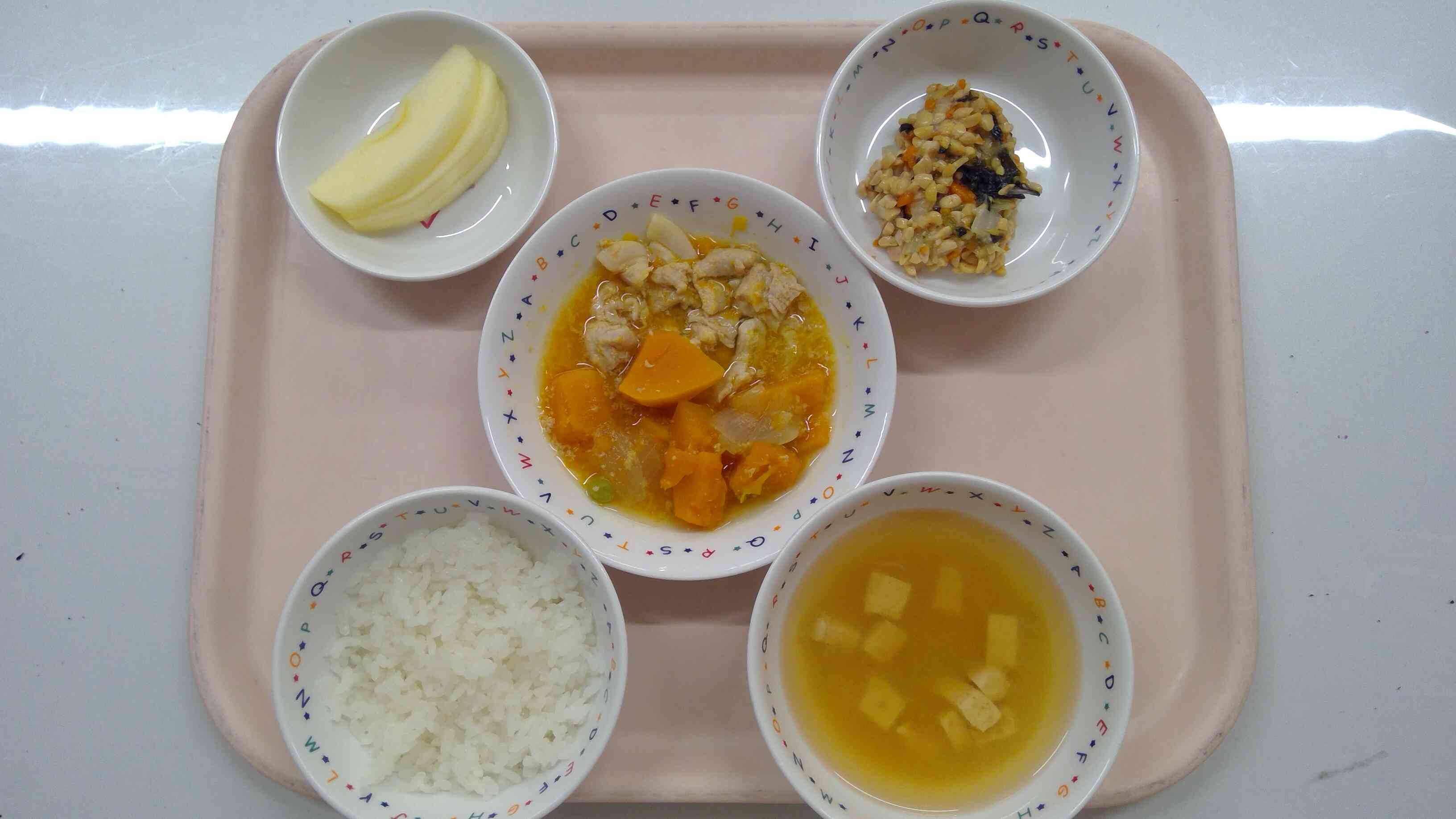 １２月５日の給食メニューです