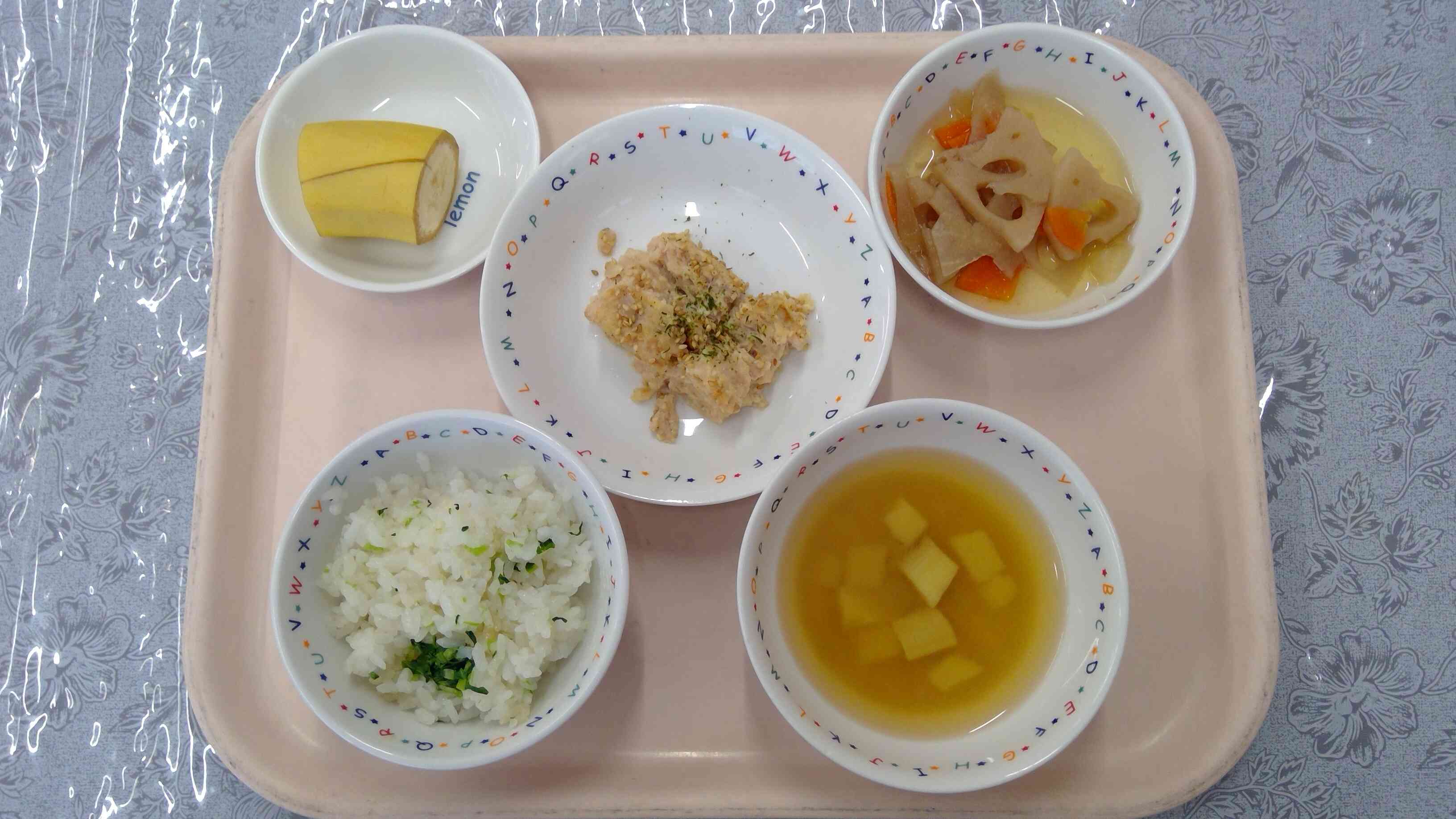 １月７日の給食メニューです