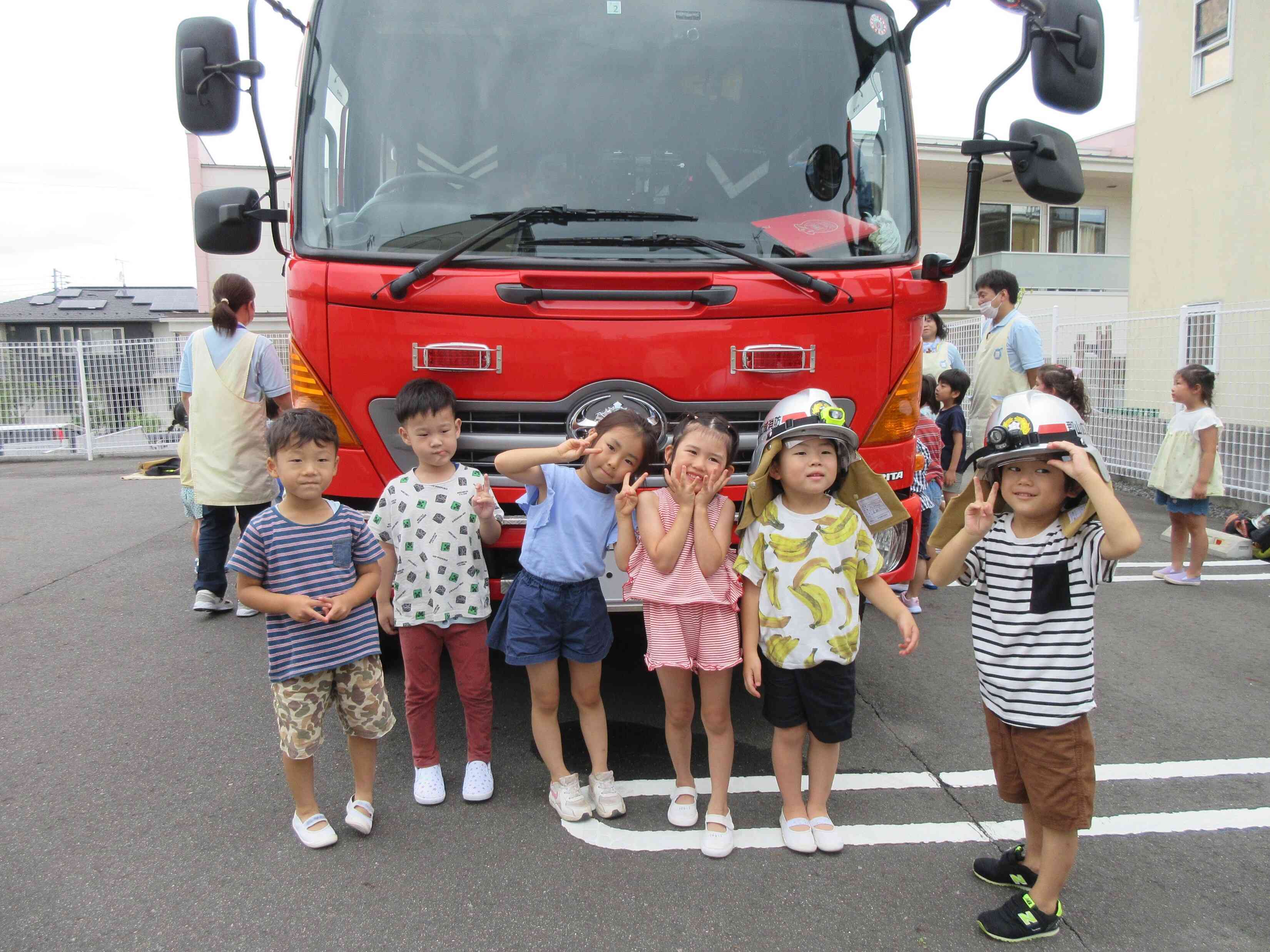 消防車の見学をしました☆