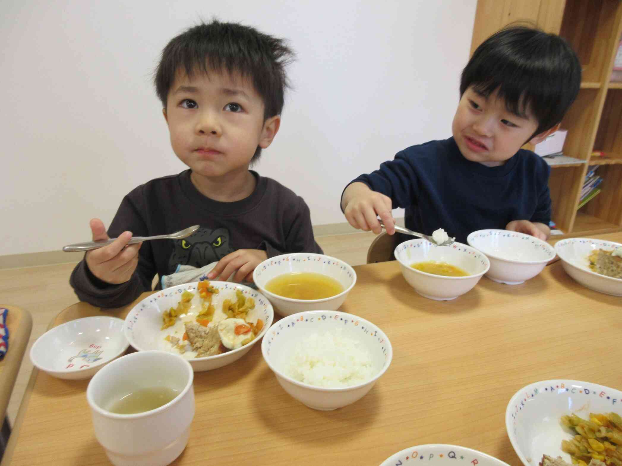 『マッシュポテトは何の味？』『マヨネーズとパセリです♪』