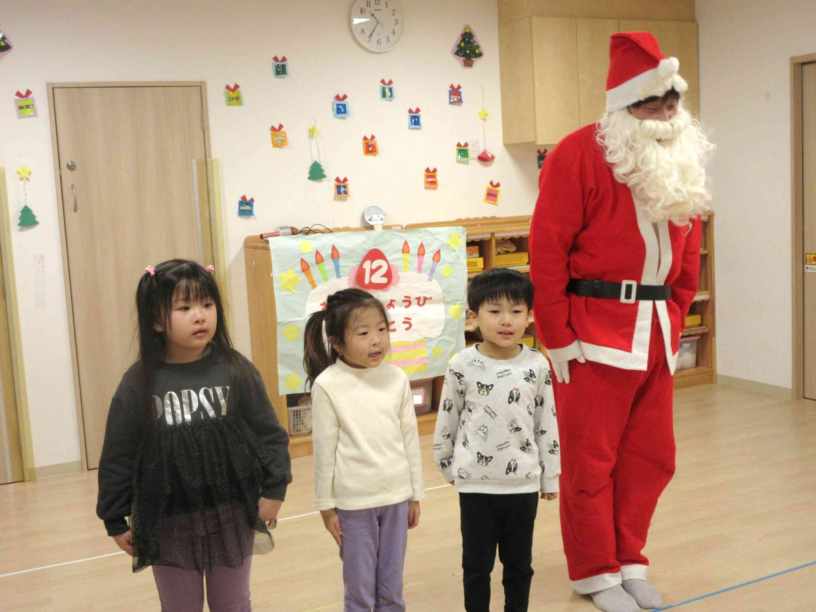 サンタさんときりん組（5歳児）さん♪