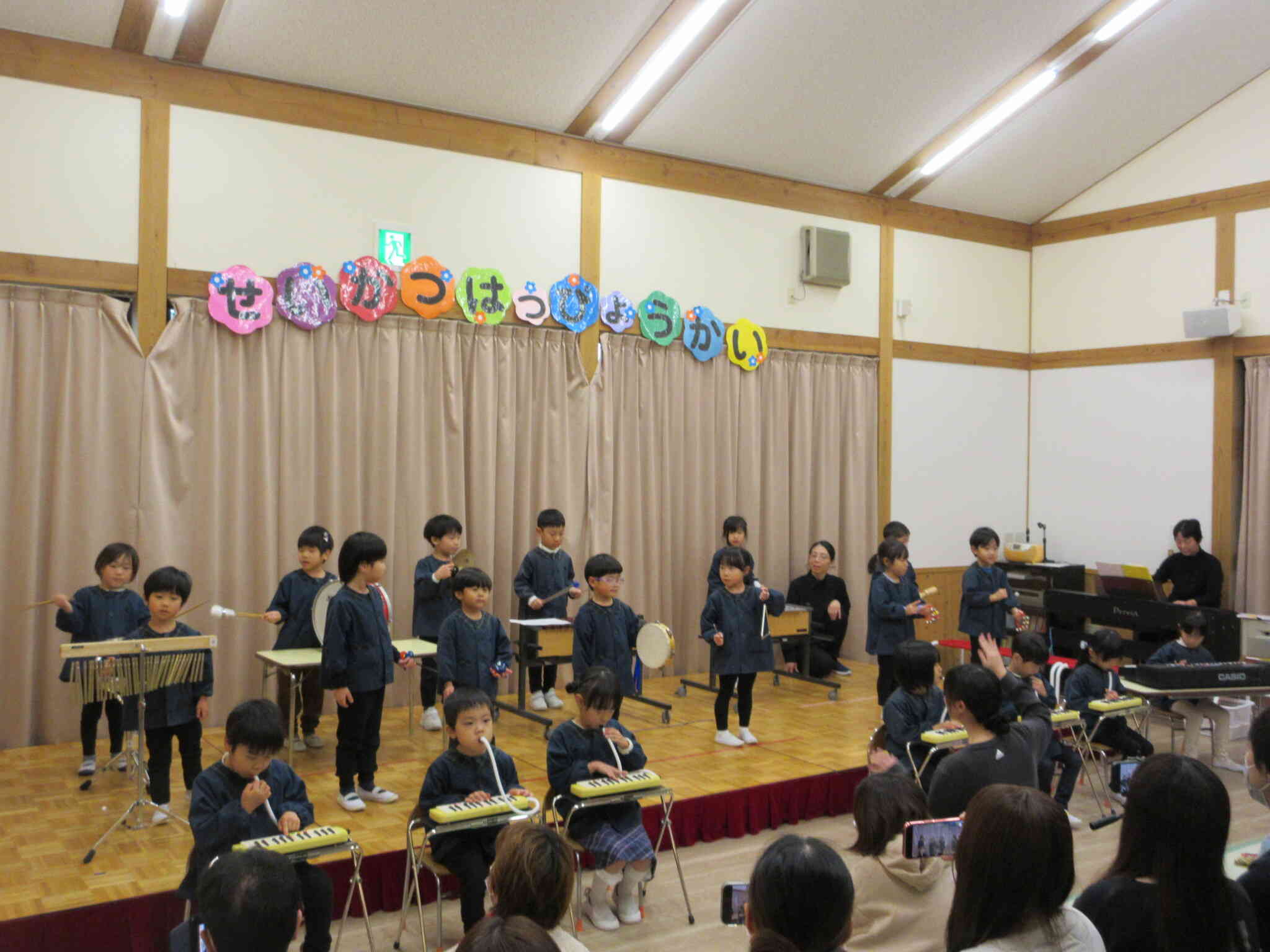 ハンドベル「ふるさと」合奏「ドレミのうた」