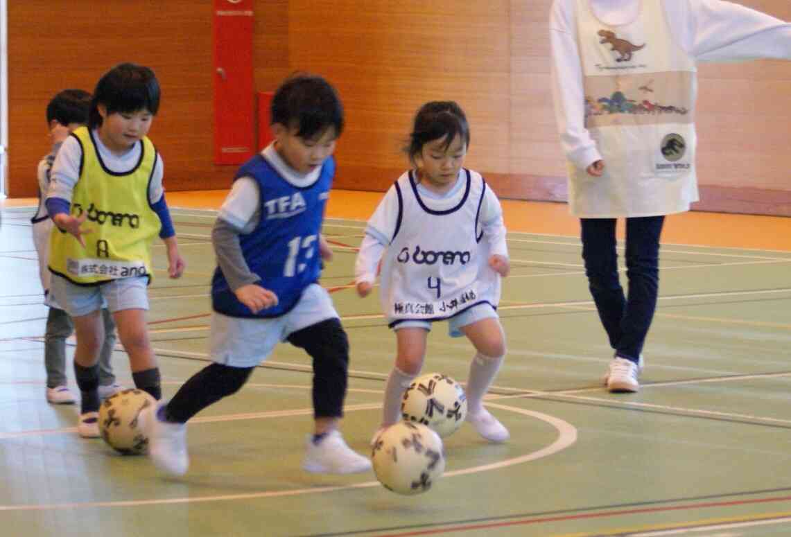 サッカー教室に参加しました（４・５歳児）